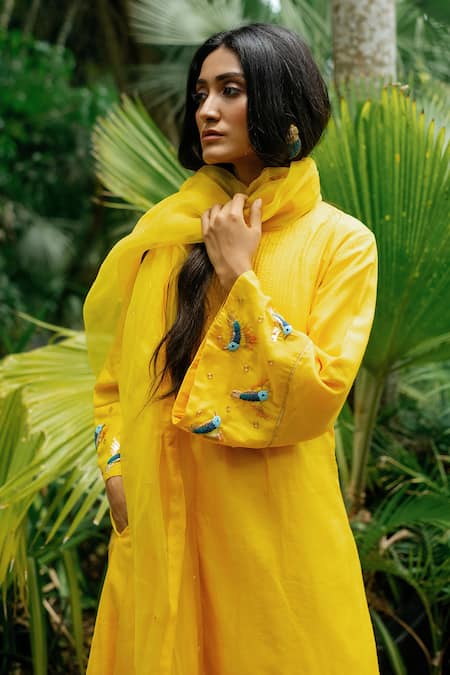 Shop_Label Shristi Chetani_Yellow Organza, Dola Silk V Neck A-line Kurta Set _Online_at_Aza_Fashions