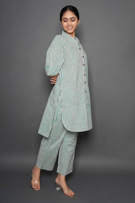 Kameez_Green Cotton Printed Stripe Collared Neck Tunic And Pant Set_Online_at_Aza_Fashions