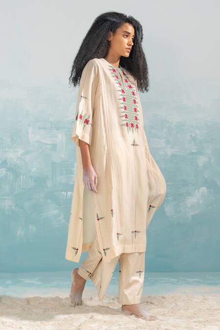 Buy Ikai By Ragini Ahuja Beige Cotton Applique, Cut Work Nile Cut-work And Pant Online at Aza Fashions Buy_Ikai By Ragini Ahuja_Beige Cotton Applique, Cut Work Nile Cut-work And Pant_Online_at_Aza_Fashions