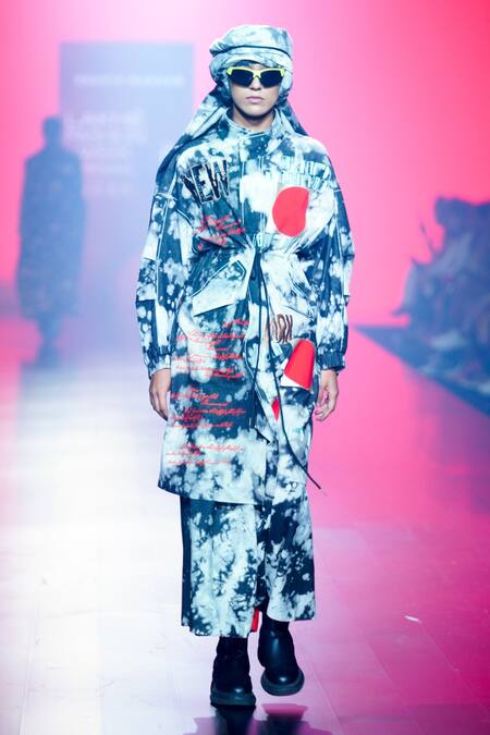 Shahin Mannan Grey Denim Beads Circular Flared Skirt Online at Aza Fashions Shahin Mannan_Grey Denim Beads Circular Flared Skirt _Online_at_Aza_Fashions