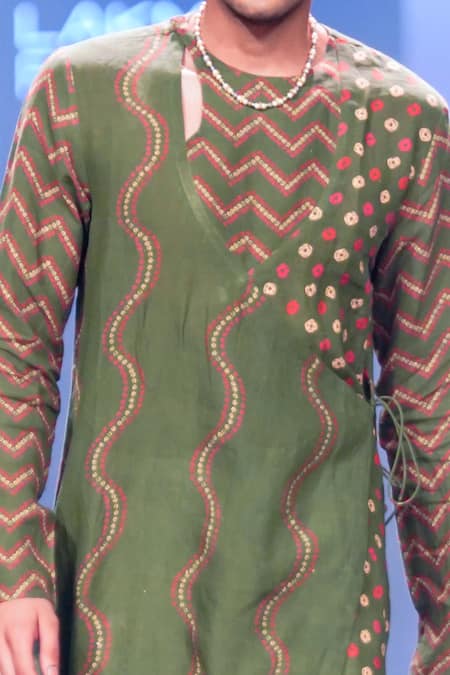 Punit Balana_Green Linen Embroidery Bandhani Print Angarkha Kurta Set _Online_at_Aza_Fashions