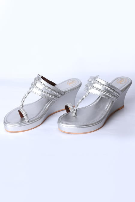 Buy_Preet Kaur_Silver Faux Leather Kolhapuri Wedges _Online_at_Aza_Fashions