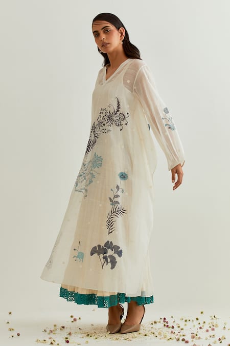 Buy_Prama By Pratima Pandey_Ivory Chanderi Embroidery V-neck Block Print Dress With Inner _Online_at_Aza_Fashions