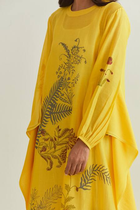 Prama By Pratima Pandey_Yellow Chanderi Round Neck Hand Block Print Dress With Inner _Online_at_Aza_Fashions