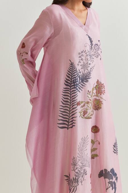 Prama By Pratima Pandey Purple Chanderi Embroidery V-neck Block Print Dress With Inner Online at Aza Fashions Prama By Pratima Pandey_Purple Chanderi Embroidery V-neck Block Print Dress With Inner _Online_at_Aza_Fashions