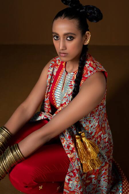 Pooja Rajgarhia Gupta_Red Silk Embroidery, Sequins Open Neck, Javitri Printed Jacket And Pant Set _at_Aza_Fashions