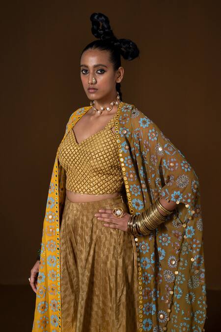Pooja Rajgarhia Gupta_Gold Silk, Georgette Sequins, Mirrors V-neck Ombre Floral Cape And Sharara Set _Online_at_Aza_Fashions