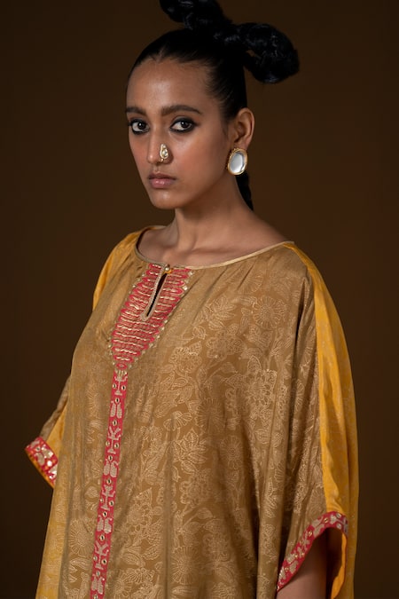 Pooja Rajgarhia Gupta_Yellow Silk Mirrors, Embroidery Round Neck Ombre Floral Print Kaftan And Pant Set _Online_at_Aza_Fashions