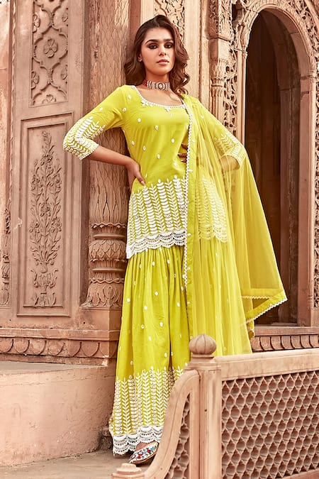 Preevin Green Cotton, Tulle, Net Embroidery, Lace Round Neck Straight Kurta Set Online at Aza Fashions Preevin_Green Cotton, Tulle, Net Embroidery, Lace Round Neck Straight Kurta Set _Online_at_Aza_Fashions