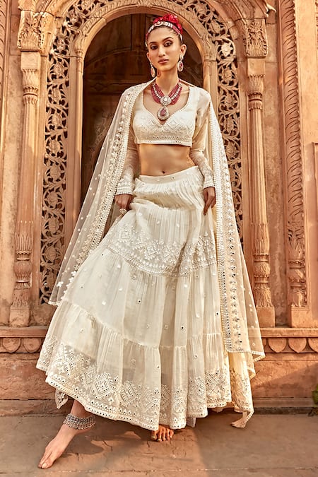 Buy Cream Diamond Patterned Bridal Lehenga Online in India @Mohey - Lehenga  for Women