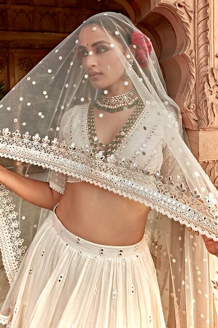 Buy_Preevin_Off White Cotton, Tulle, Net Mirrors Plunge Neck Embellished Lehenga Set 