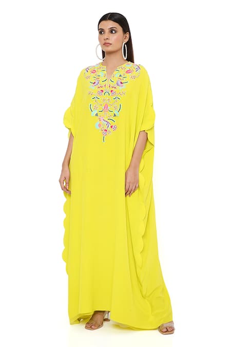Shop_Payal Singhal_Green Crepe Embroidery Thread Notched Placement Floral Kaftan _Online_at_Aza_Fashions