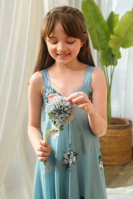 Shop Pasha India Green Linen Embroidery Floral Pattern Palazzo Jumpsuit Online at Aza Fashions Shop_Pasha India_Green Linen Embroidery Floral Pattern Palazzo Jumpsuit _Online_at_Aza_Fashions