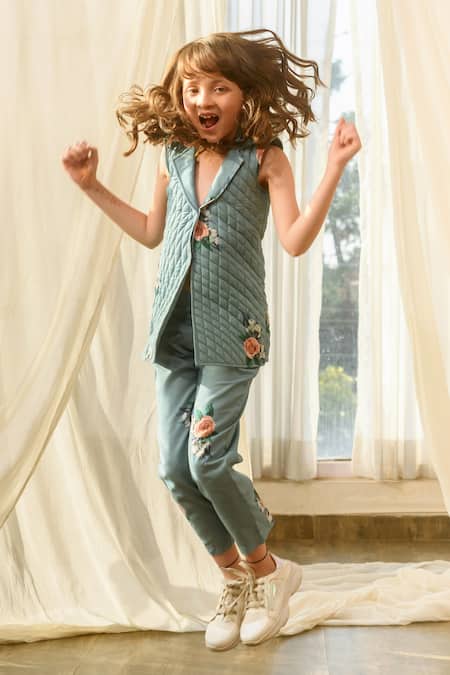 Pasha India_Green Linen Embroidery Floral Pattern Jacket And Pant Set _at_Aza_Fashions