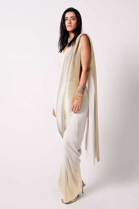 431-88 By Shweta Kapur_Gold Silk And Ombre Pleated Midnight Pre-draped Saree With Maya Blouse  _Online_at_Aza_Fashions
