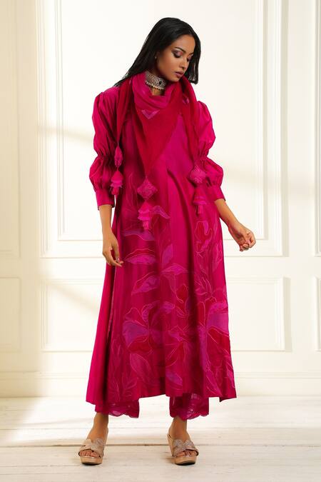 Shop_Omana By Ranjana Bothra_Pink Chanderi, Organza Embroidery, Applique V-neck Safina A-line Kurta Set _Online_at_Aza_Fashions