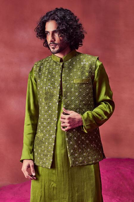 Punit Balana Green Chanderi Silk Resham And Sequin Embroidered Bundi Kurta Set Online at Aza Fashions Punit Balana_Green Chanderi Silk Resham And Sequin Embroidered Bundi Kurta Set _Online_at_Aza_Fashions