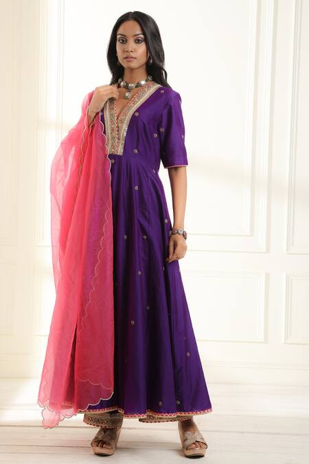Omana By Ranjana Bothra Purple Chanderi, Organza Embroidery V-neck Mastaani Placket Anarkali Set Online at Aza Fashions Omana By Ranjana Bothra_Purple Chanderi, Organza Embroidery V-neck Mastaani Placket Anarkali Set _Online_at_Aza_Fashions