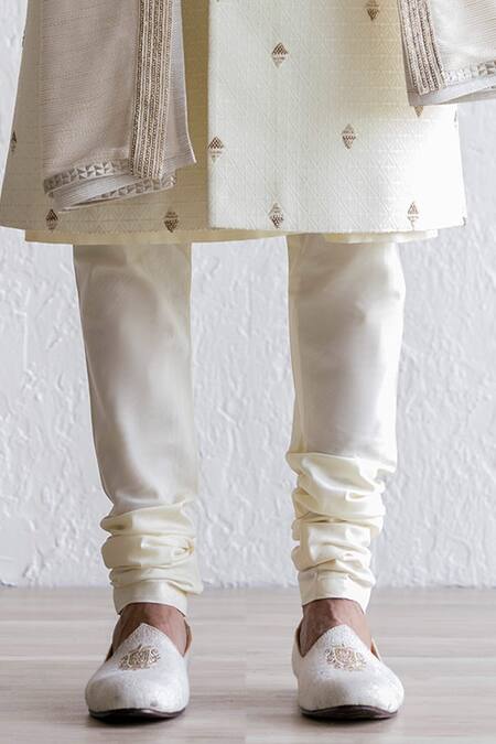 Shop_Qbik_Ivory Sherwani Jaquard Scattered Embroidery Motif Tadeen Set_Online_at_Aza_Fashions