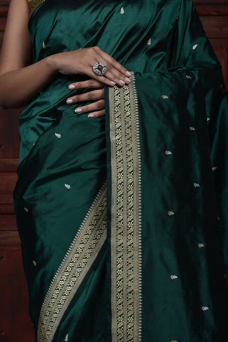 Shop_Naaritva India_Green Silk Zari Banarasi Floral Kadhwa Handwoven Saree With Running Blouse _Online_at_Aza_Fashions