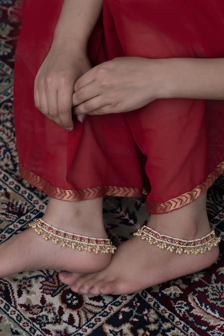 Buy Paisley Pop Gold Plated Pearls Pink Kundan And Studded Anklets - Set Of 2 Online at Aza Fashions Buy_Paisley Pop_Gold Plated Pearls Pink Kundan And Studded Anklets - Set Of 2 _Online_at_Aza_Fashions
