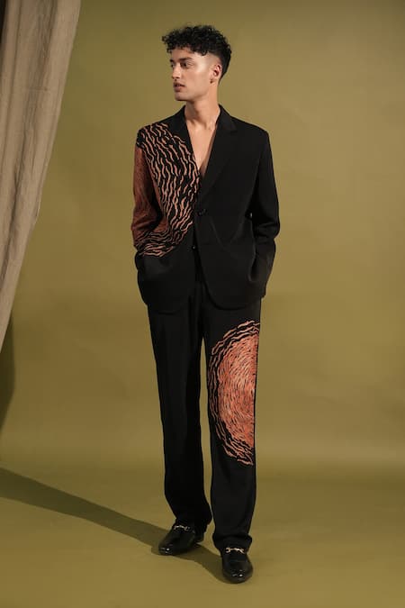 Buy_Nikita Mhaisalkar_Black Lurex Cosmic Print Blazer With Pant _Online_at_Aza_Fashions