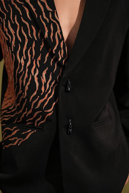 Buy_Nikita Mhaisalkar_Black Lurex Cosmic Print Blazer With Pant 