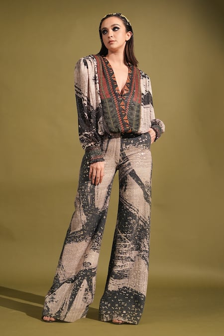Nikita Mhaisalkar_Black Georgette Sequins Brush Stroke Print Broad Hem Pant _at_Aza_Fashions