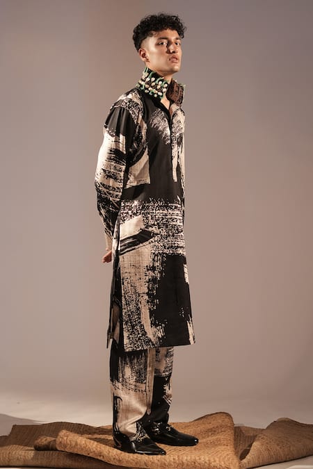 Buy_Nikita Mhaisalkar_Black , , Embroidery Brush Stroke Print Kurta With Pant _Online_at_Aza_Fashions