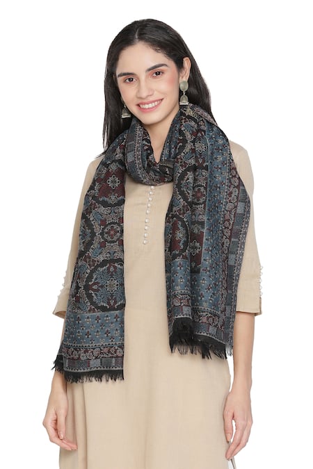 Shingora Black Woven Floral Pattern Stole Online at Aza Fashions Shingora_Black Woven Floral Pattern Stole _Online_at_Aza_Fashions