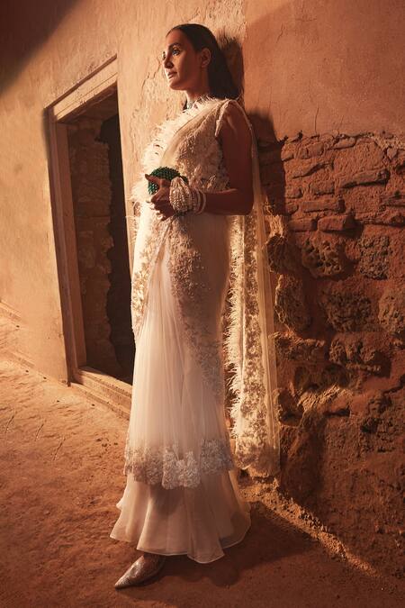 Shop_Ridhi Mehra_Ivory Blouse  Net Embroidered Floral V Neck Ploma Saree With  _Online_at_Aza_Fashions