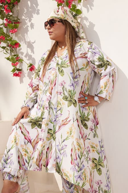 Reynu Taandon_White Crepe Sequins Collared Floral Print Kaftan And Jogger Pant Set _Online_at_Aza_Fashions