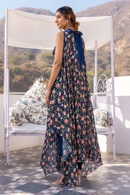 Suruchi Parakh Blue Viscose, Tussar Embroidery Round Neck Floral Print Kurta And Pant Set Online at Aza Fashions Suruchi Parakh_Blue Viscose, Tussar Embroidery Round Neck Floral Print Kurta And Pant Set _Online_at_Aza_Fashions