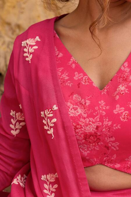 Buy Suruchi Parakh Pink Georgette Embroidery V-, Open Flower Jacket And Flared Pant Set Buy_Suruchi Parakh_Pink Georgette Embroidery V-, Open Flower Jacket And Flared Pant Set