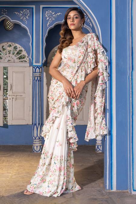 Suruchi Parakh White Georgette, Crepe Scoop Neck Printed Pre-draped Saree With Blouse Online at Aza Fashions Suruchi Parakh_White Georgette, Crepe Scoop Neck Printed Pre-draped Saree With Blouse _Online_at_Aza_Fashions
