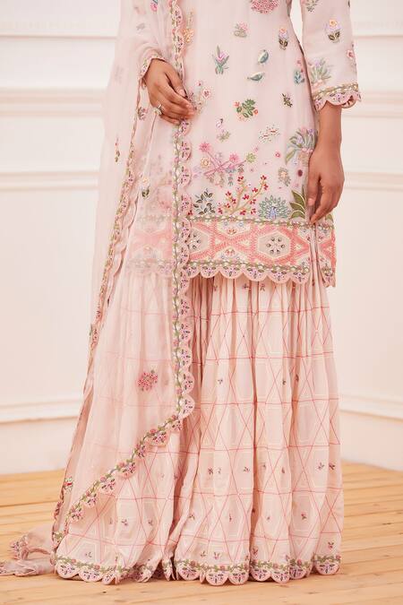 Rahul Mishra_Pink Kurta - Silk Embroidery Thread Round Placement Floral Set _Online_at_Aza_Fashions