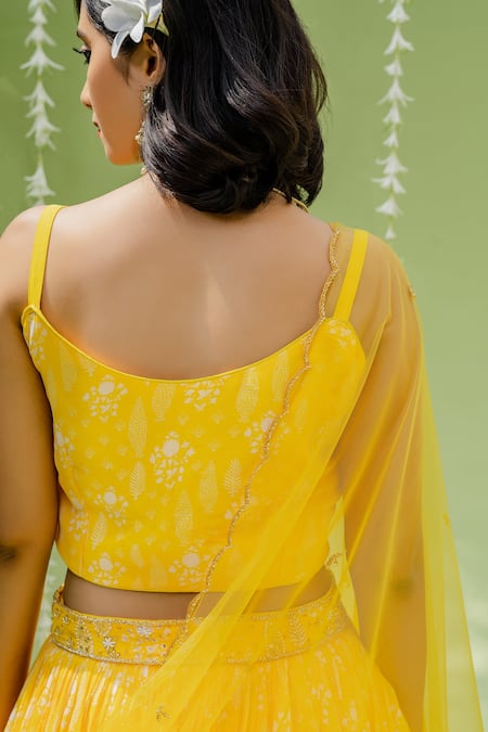 Redpine Designs Yellow Viscose Georgette, Dupatta Net Cutdana, Floral, Print Lehenga Set at Aza Fashions Redpine Designs_Yellow Viscose Georgette, Dupatta Net Cutdana, Floral, Print Lehenga Set _at_Aza_Fashions