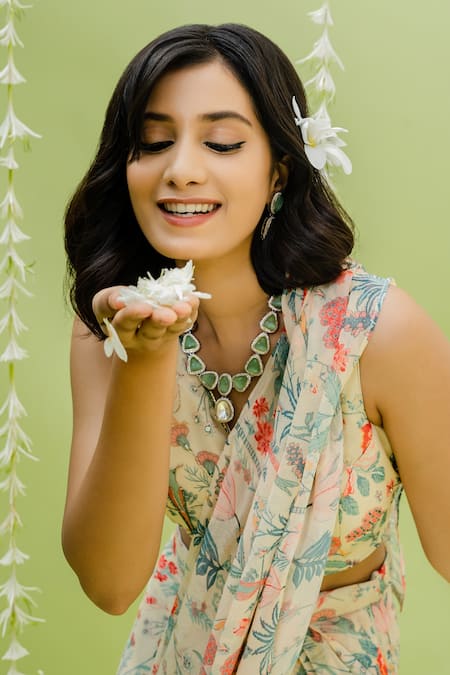 Buy Redpine Designs Off White Viscose Georgette Cutdana, Floral, Pre-draped Saree With Blouse Online at Aza Fashions Buy_Redpine Designs_Off White Viscose Georgette Cutdana, Floral, Pre-draped Saree With Blouse _Online_at_Aza_Fashions