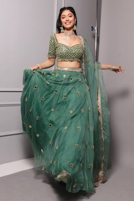Buy_Ria Shah Label_Green Organza Embroidery, Sequins Sweetheart Neck Floral Lehenga Set _Online_at_Aza_Fashions