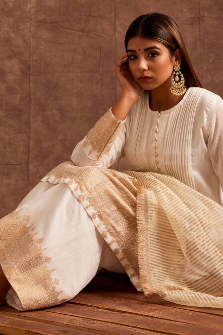 The Home Affair White Chanderi Zari Round Neck Banarasi Pintucked Kurta Sharara Set at Aza Fashions The Home Affair_White Chanderi Zari Round Neck Banarasi Pintucked Kurta Sharara Set _at_Aza_Fashions