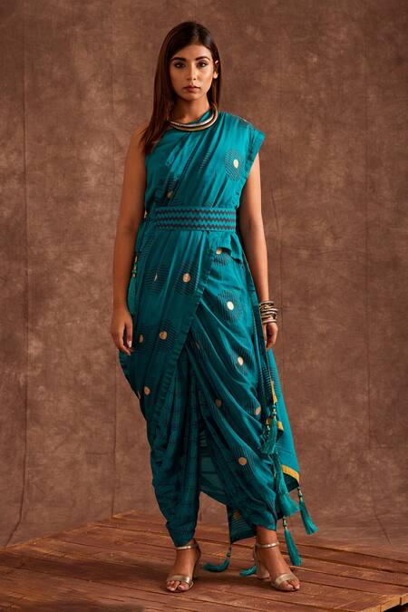 The Home Affair Green Chiffon Tassels, Embroidery Asymmetric Printed Fringed Dhoti Saree Set Online at Aza Fashions The Home Affair_Green Chiffon Tassels, Embroidery Asymmetric Printed Fringed Dhoti Saree Set _Online_at_Aza_Fashions