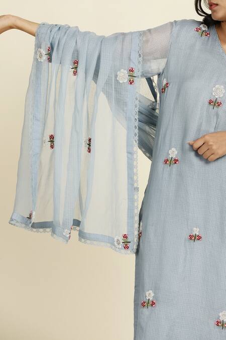 Buy_Oshi By Shikha_Blue Silk, Kota Doria Embroidery, Sequins V-neck Floral Kurta Set_Online_at_Aza_Fashions