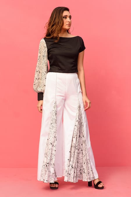 Label Shristi Chetani_White Cotton Abstract Print Flared Pant _Online_at_Aza_Fashions