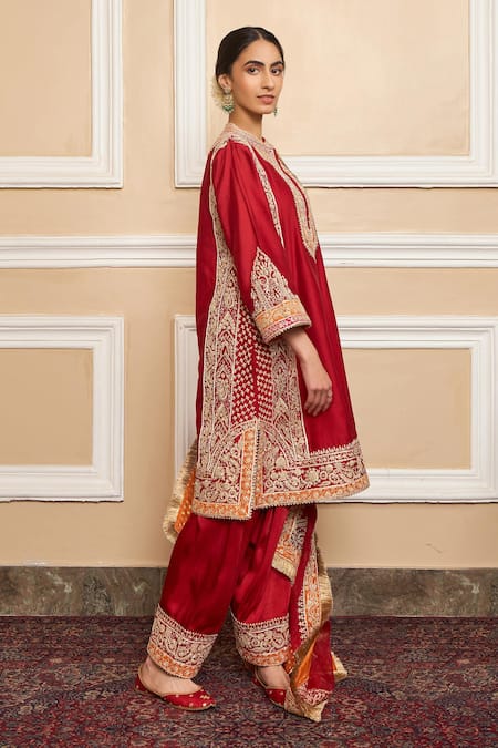 Shop_Sheetal Batra_Red Dupatta  Organza, Kurta  Pure Chanderi, Embroidered A-line Set _Online_at_Aza_Fashions