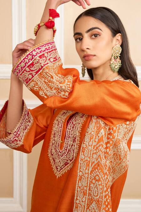 Sheetal Batra_Orange Dupatta  Organza, Kurta  Pure Embroidered A-line Set_at_Aza_Fashions