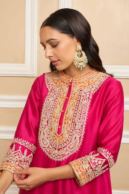 Sheetal Batra Pink Dupatta Organza, Kurta Pure Chanderi, Salwar Embroidered Set at Aza Fashions Sheetal Batra_Pink Dupatta Organza, Kurta Pure Chanderi, Salwar Embroidered Set _at_Aza_Fashions