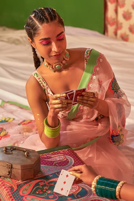 Siddhartha Bansal_Pink Silk Organza Embroidered Floral V Neck Saree With Blouse  _Online_at_Aza_Fashions