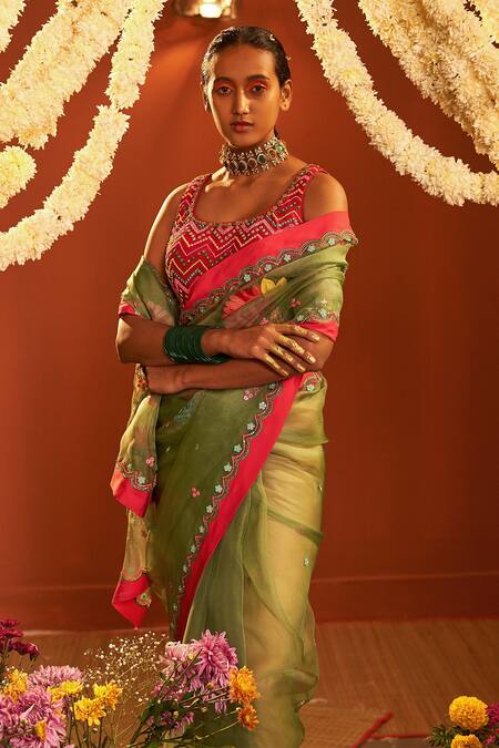 Siddhartha Bansal_Green Silk Organza Embroidered Floral Round Saree With Chevron Blouse  _Online_at_Aza_Fashions
