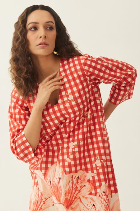 Shop Shivani Bhargava Red Gingham, Cotton V-neck Checks And Floral Print Kurta & Pant Set Online at Aza Fashions Shop_Shivani Bhargava_Red Gingham, Cotton V-neck Checks And Floral Print Kurta & Pant Set _Online_at_Aza_Fashions