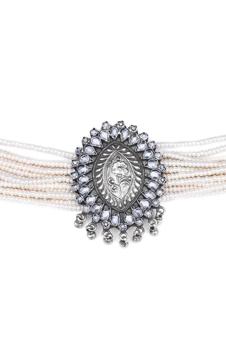 Buy_Sangeeta Boochra_Silver Plated Wajiha Pearl Embellished Choker _Online_at_Aza_Fashions